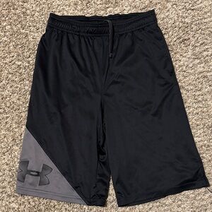 Under Armour Men's Athletic Shorts in Black and Gray